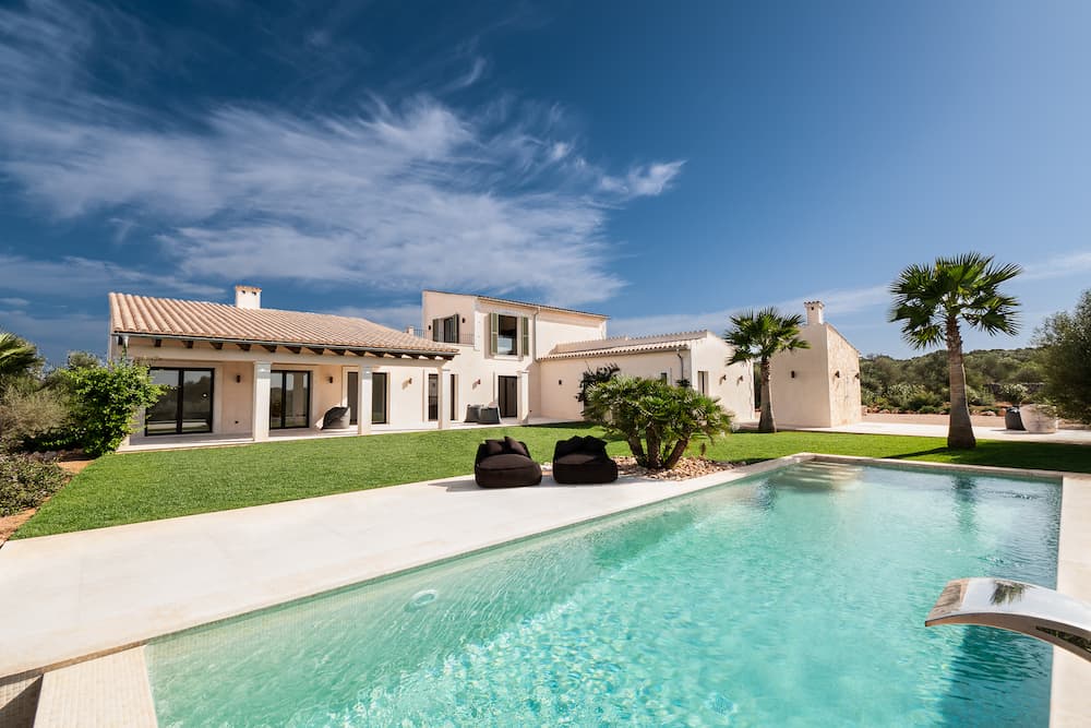 Modern Luxury Finca Ses Salines Palma de Mallorca with panoramic view for sale for 2.95 million euros