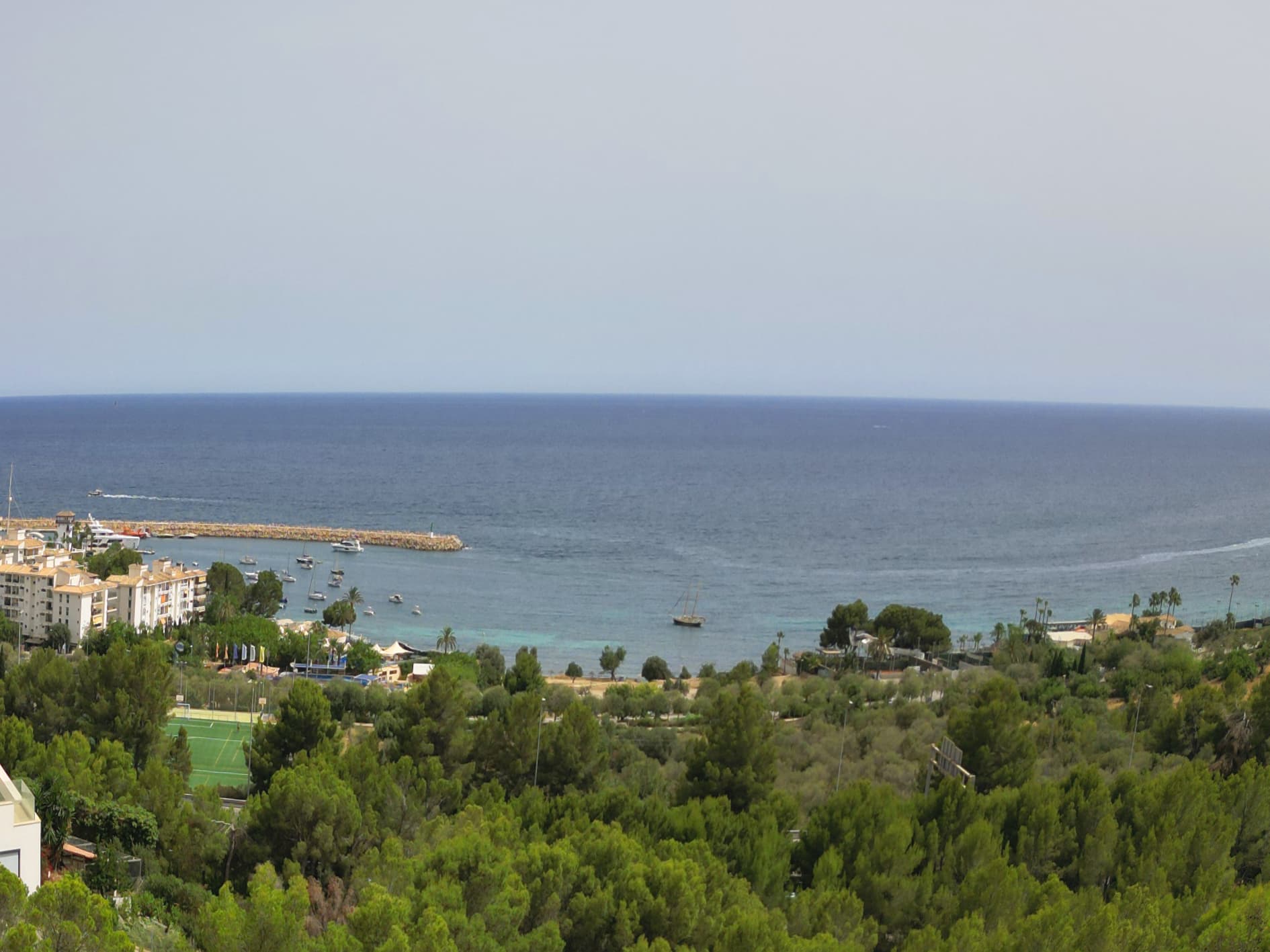 Luxusvilla in Bester Qualitat in Costa den Blanes Mallorca mit Blick auf Puerto Portals kaufen Meerblick auf Puerto Portals