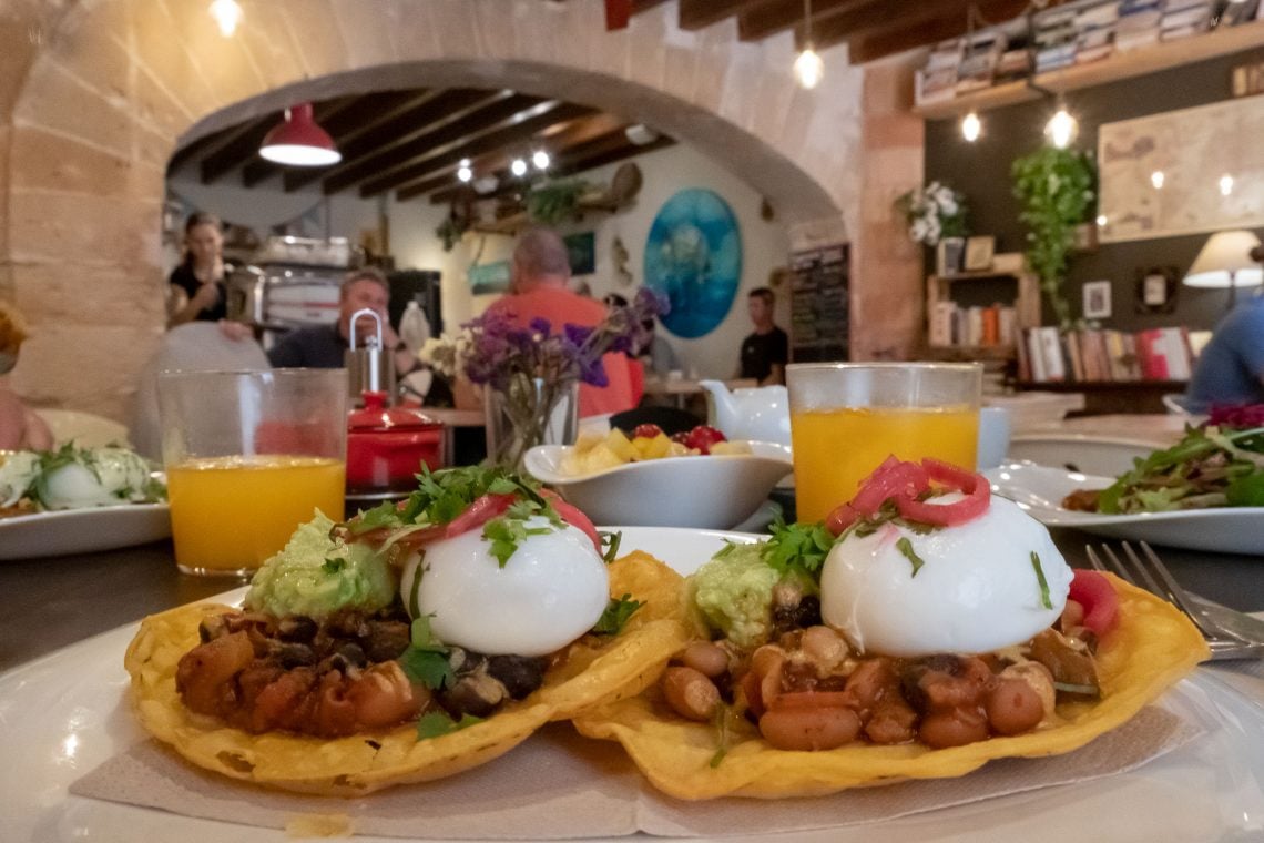Santosha frühstücken amllorca resturant und cafe
